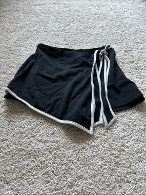 Forever 21 Black Skort with White Trim and Side Ties